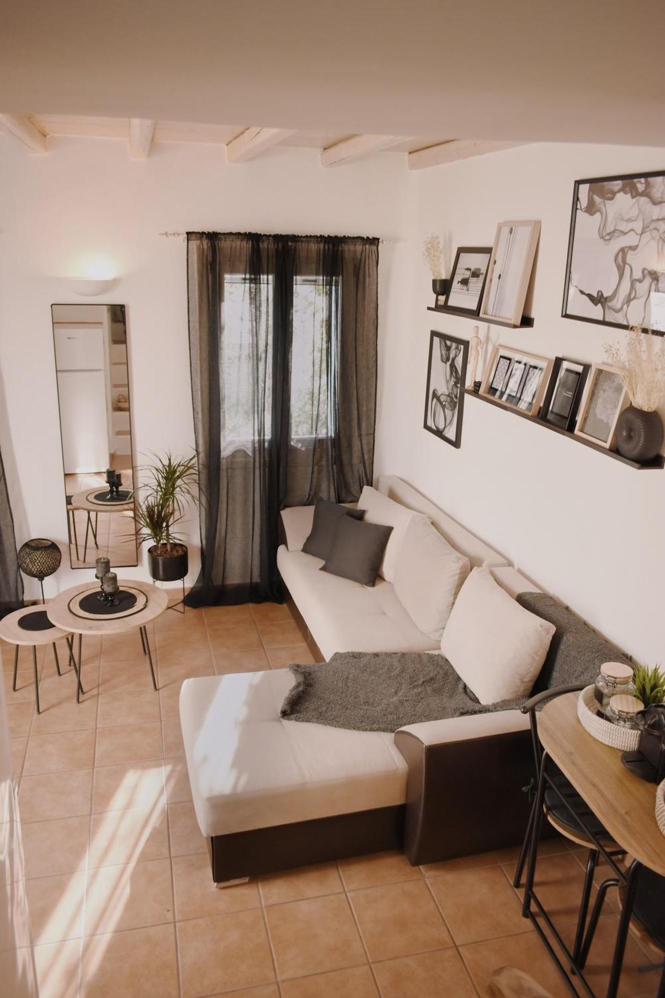 Nisos Home Stay Mykonos Town Eksteriør billede
